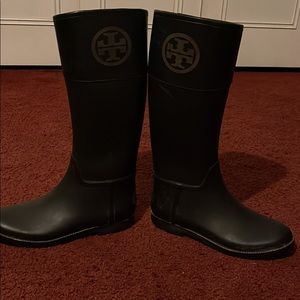 Size 11 black Tory Burch rain boots euc